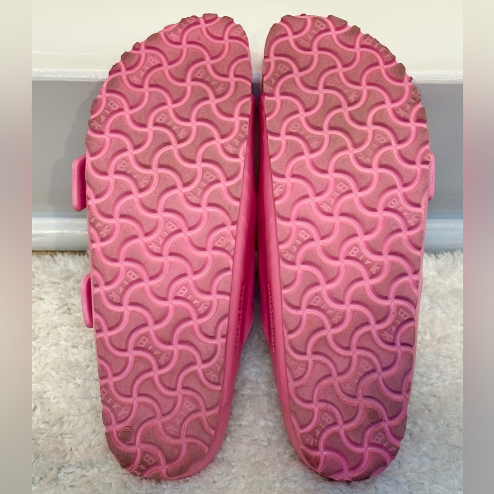 Birkenstock || Arizona Essentials Sandals in Candy Pink - Picture 9 of 9